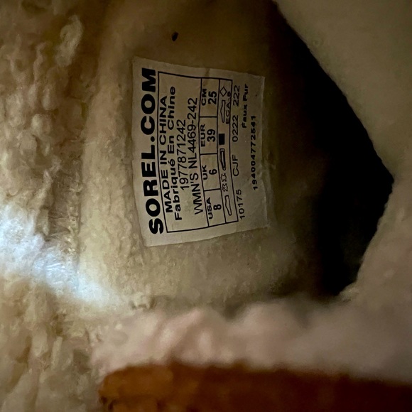 Sorel Womens Tivoli IV Boots velvet tan, Olive green Size 8 BRAND NEW! - Picture 7 of 11